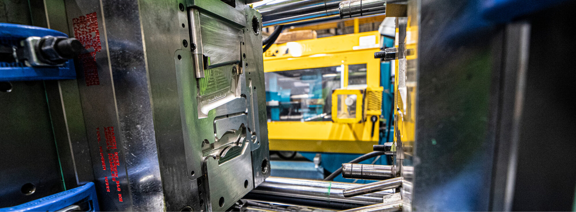 Custom plastic injection moulding